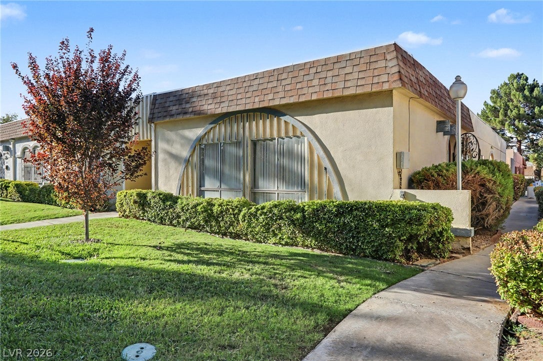 3753 Fairlawn Avenue