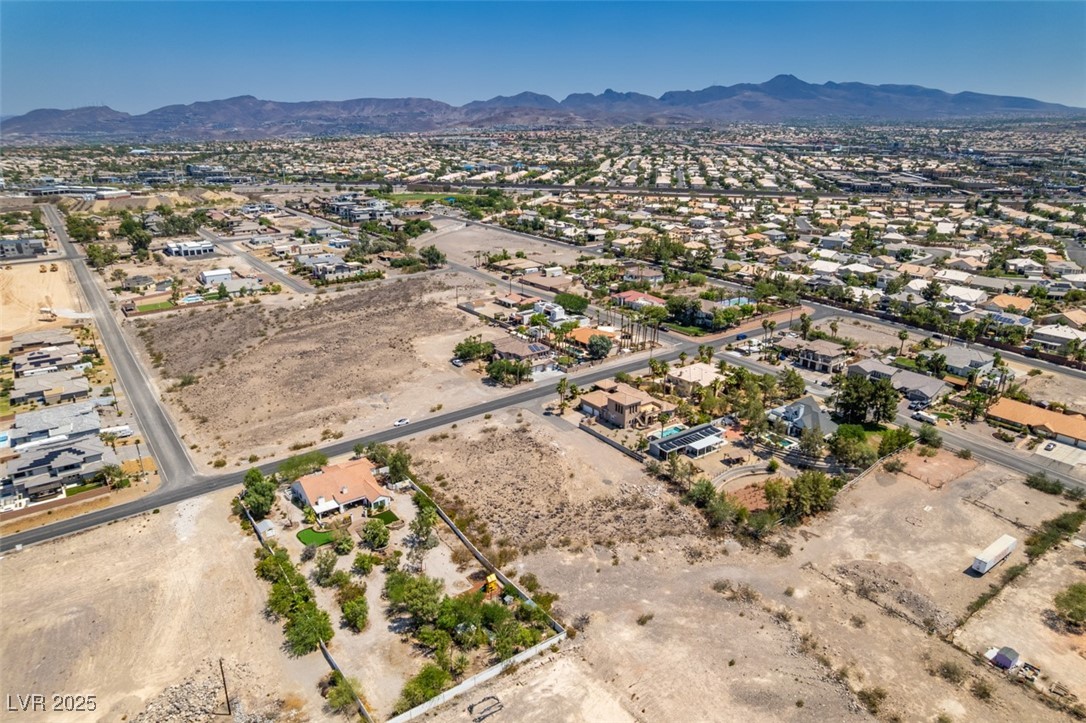 Properties 4 Serene & Goldhill