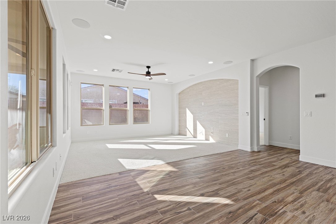 5633 Keystone Crest Street