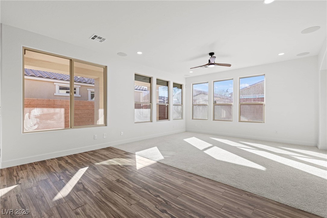 5633 Keystone Crest Street