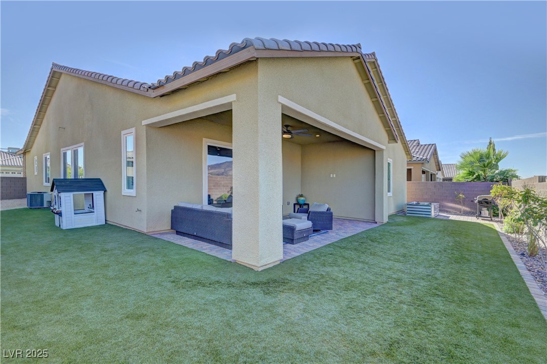 2527 Speyburn Avenue, Henderson, Nevada image 29