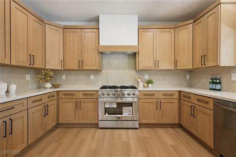 Photo of 1404 Sunblush Lane, Las Vegas, NV 89117 (MLS # 2734533)