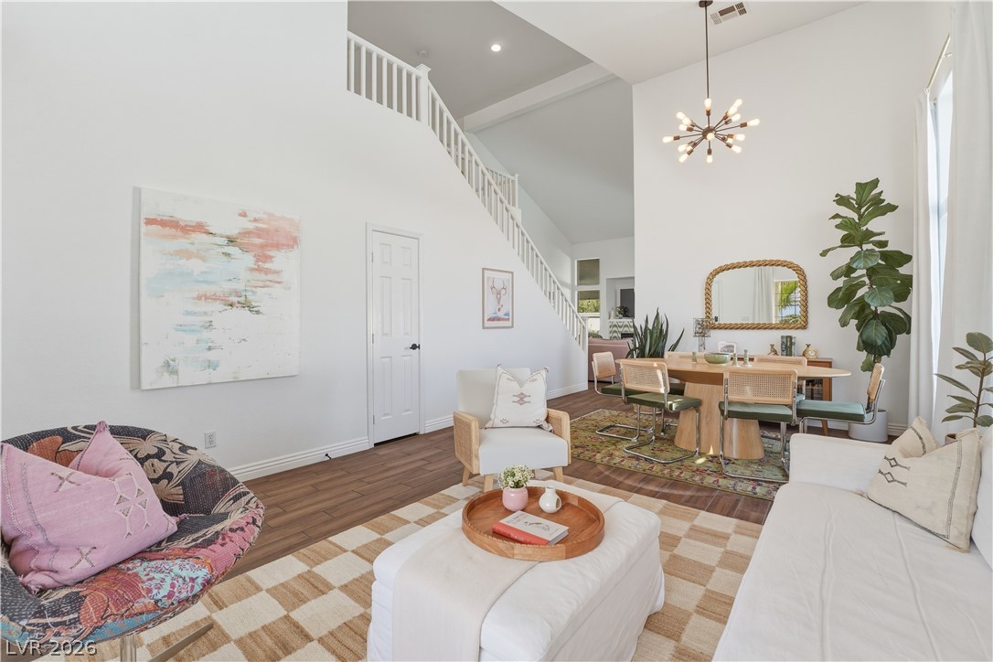 1942 Buckeye Hill Court