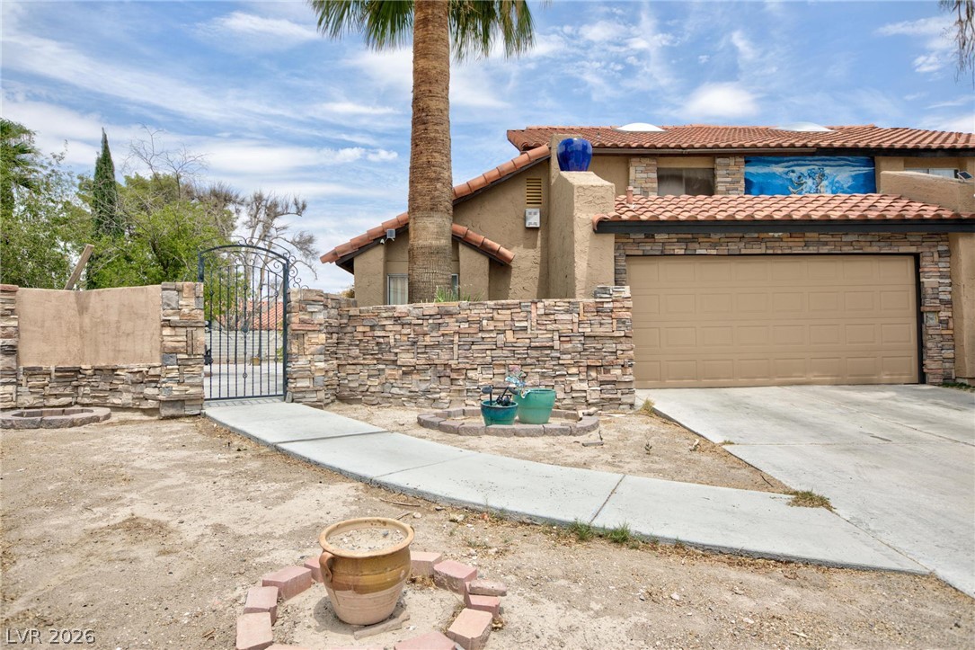 2201 Alia Court