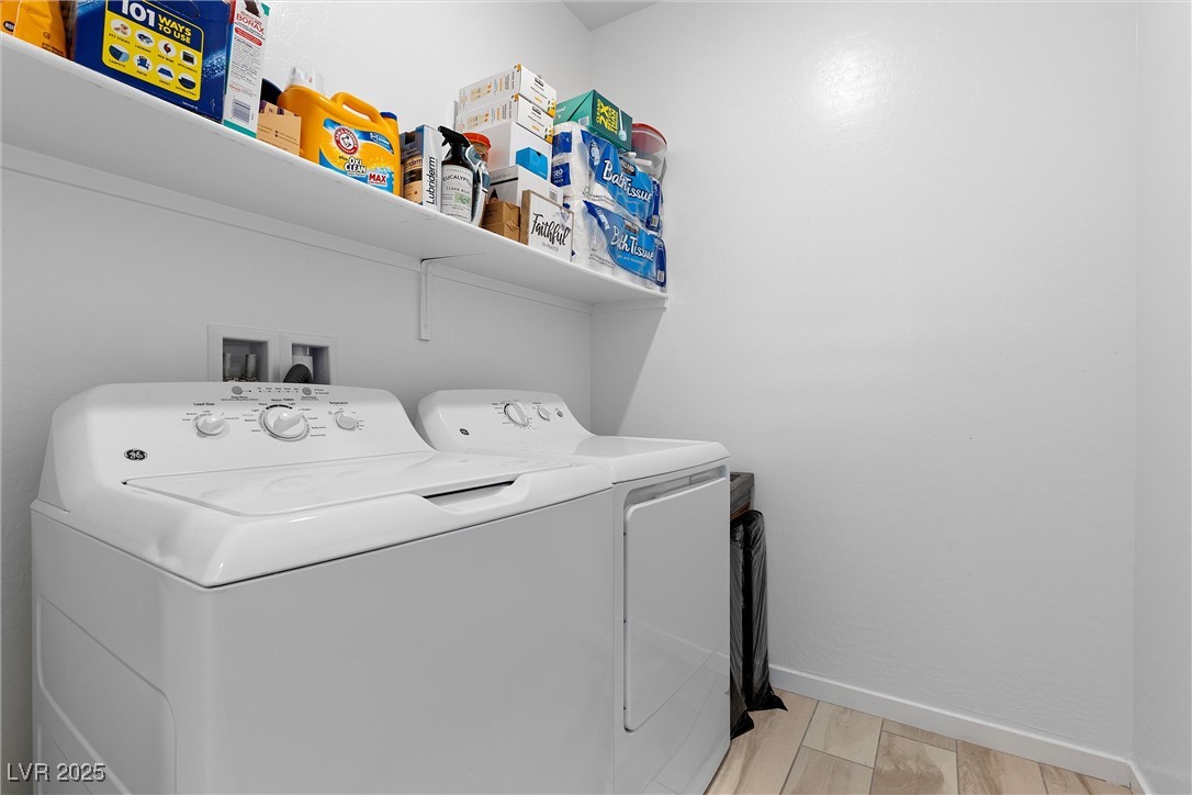 Henderson, Nevada 89011, United States, 3 Bedrooms Bedrooms, ,3 BathroomsBathrooms,Residential,Active,157054