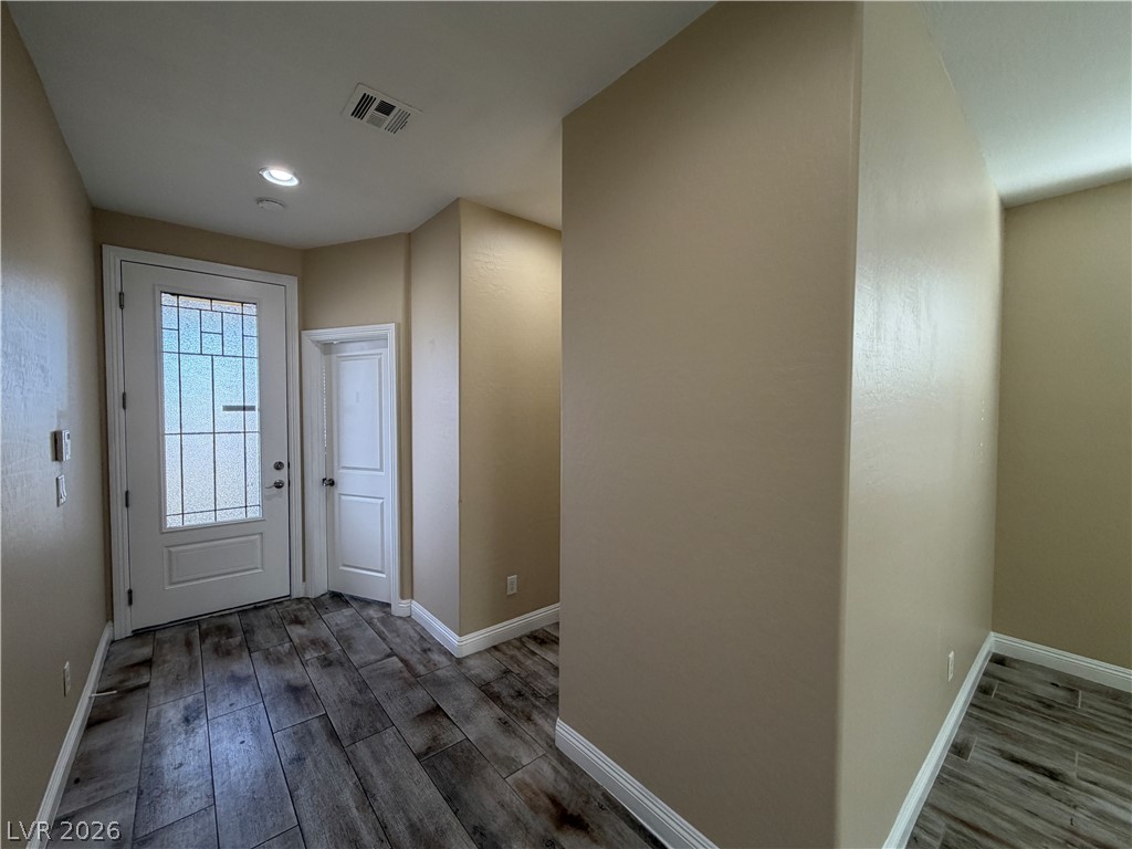 5669 Sleeping Creek Street