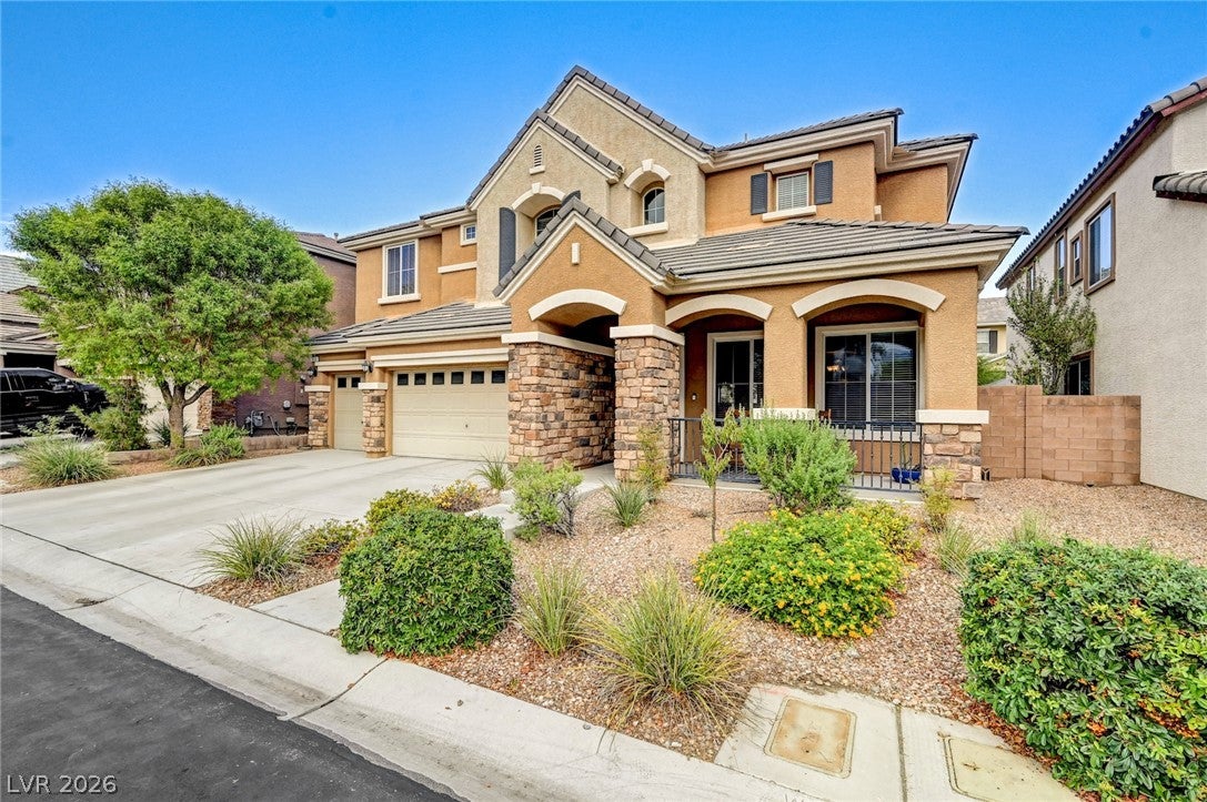 7020 Twin Forks Peak Street