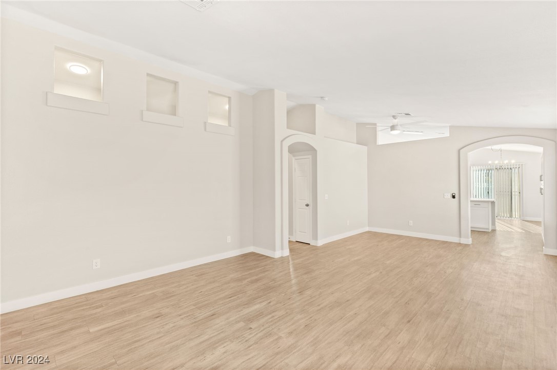 Las Vegas, Nevada 89129, United States, 3 Bedrooms Bedrooms, ,2 BathroomsBathrooms,Residential,Pending,28665