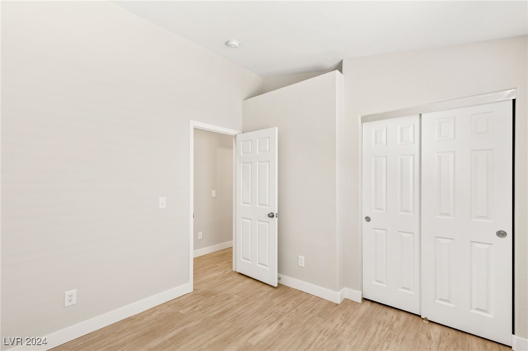 Las Vegas, Nevada 89129, United States, 3 Bedrooms Bedrooms, ,2 BathroomsBathrooms,Residential,Pending,28665
