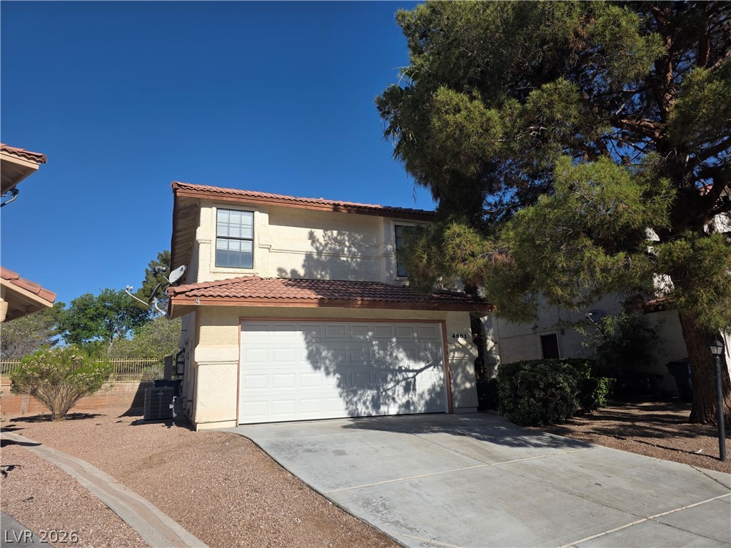 4801 FIESTA LAKES Street