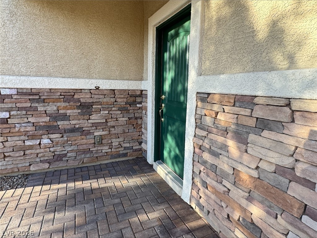 5660 Alta Peak Court