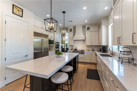 Tiny photo for 10100 Cresent Mesa Lane, Las Vegas, NV 89145 (MLS # 2796540)