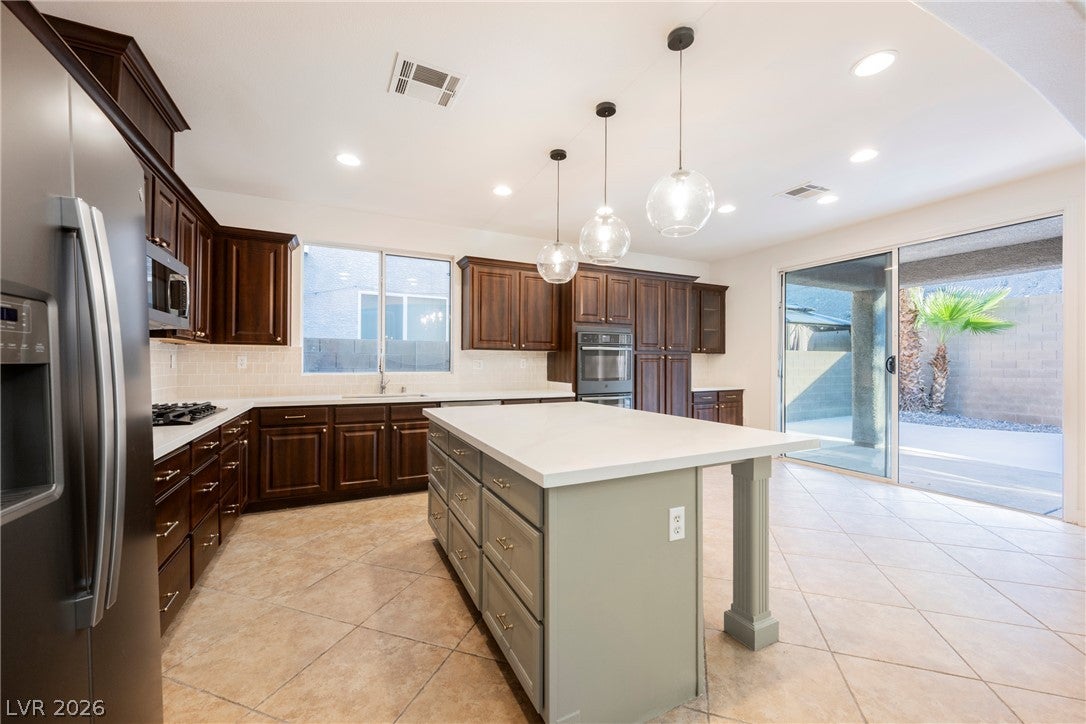 733 Blue Crystal Creek Road