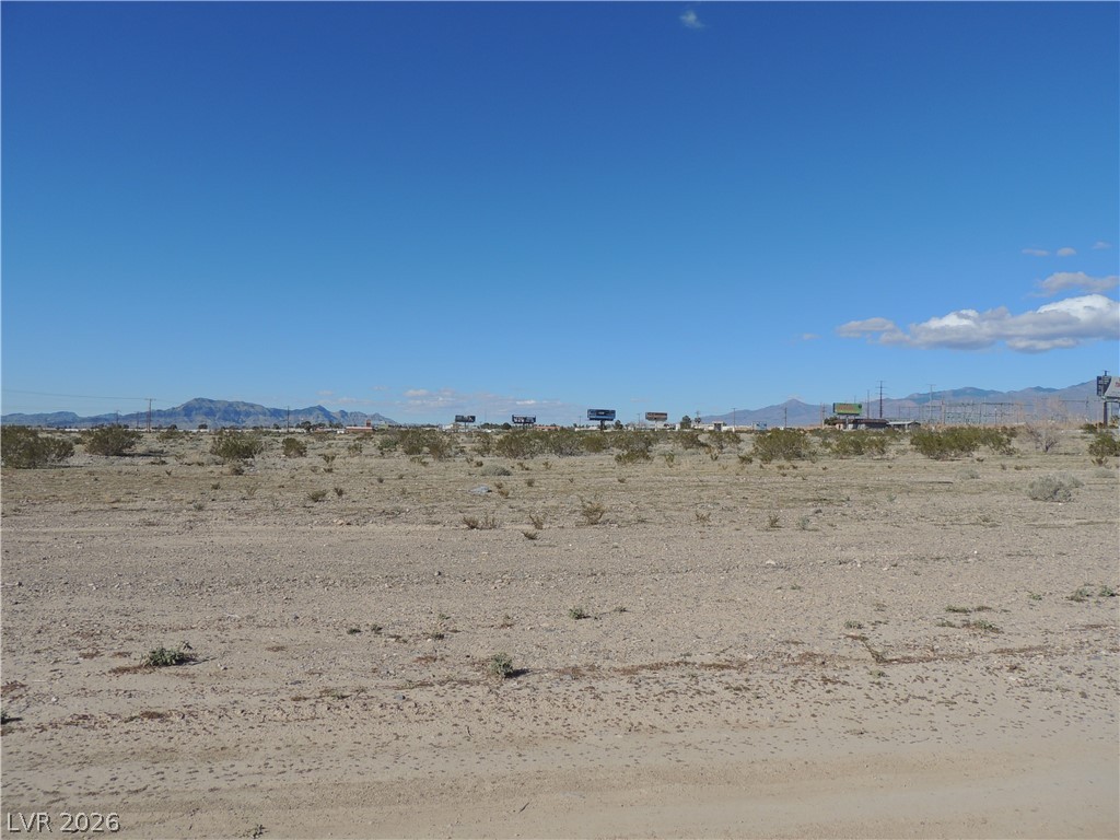 2481 E Flintstone Street