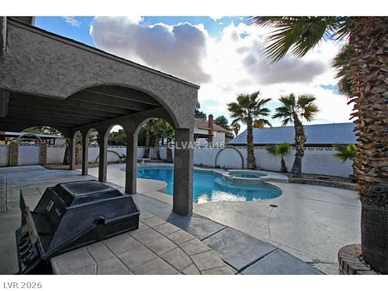 4687 Hackamore Drive