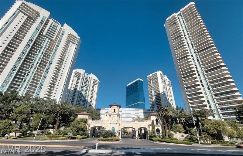 2777 Paradise Road 2103