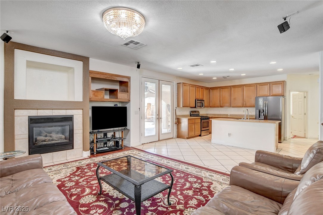 6032 S Pioneer Way, Las Vegas, Nevada image 5