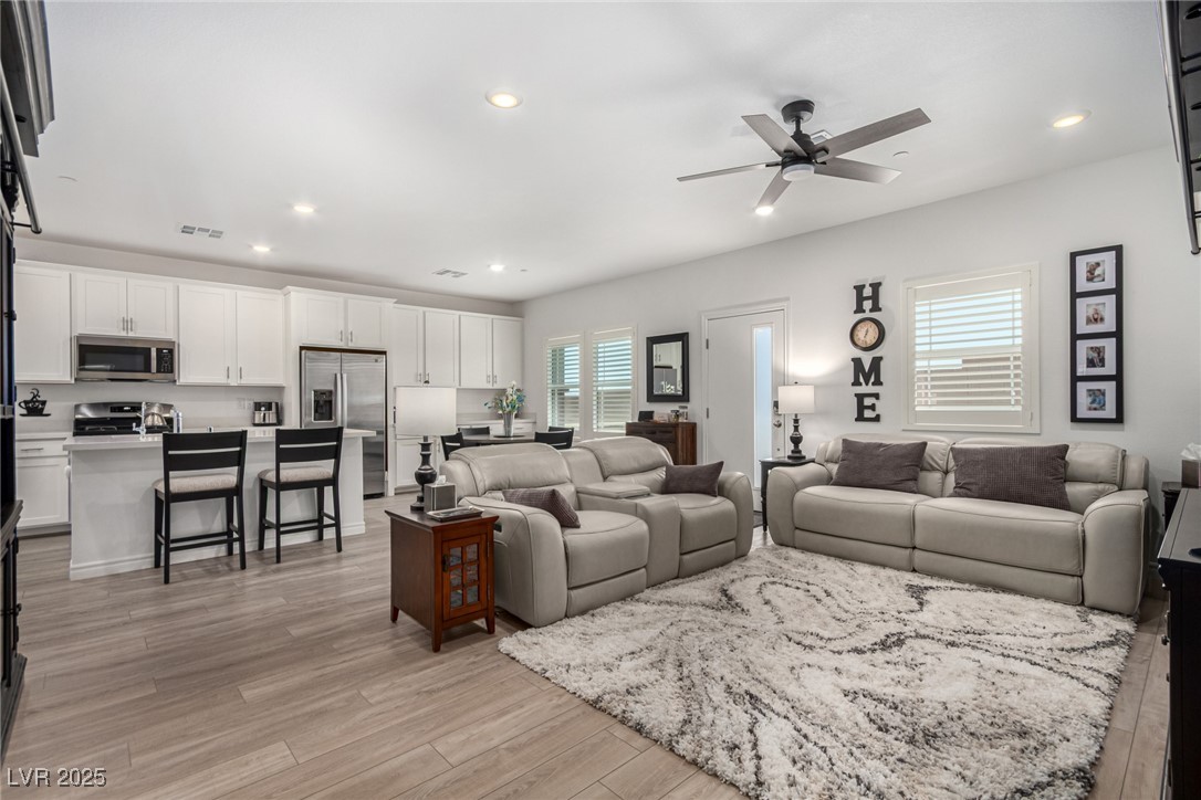Properties 3 288 Whitney Crest Street