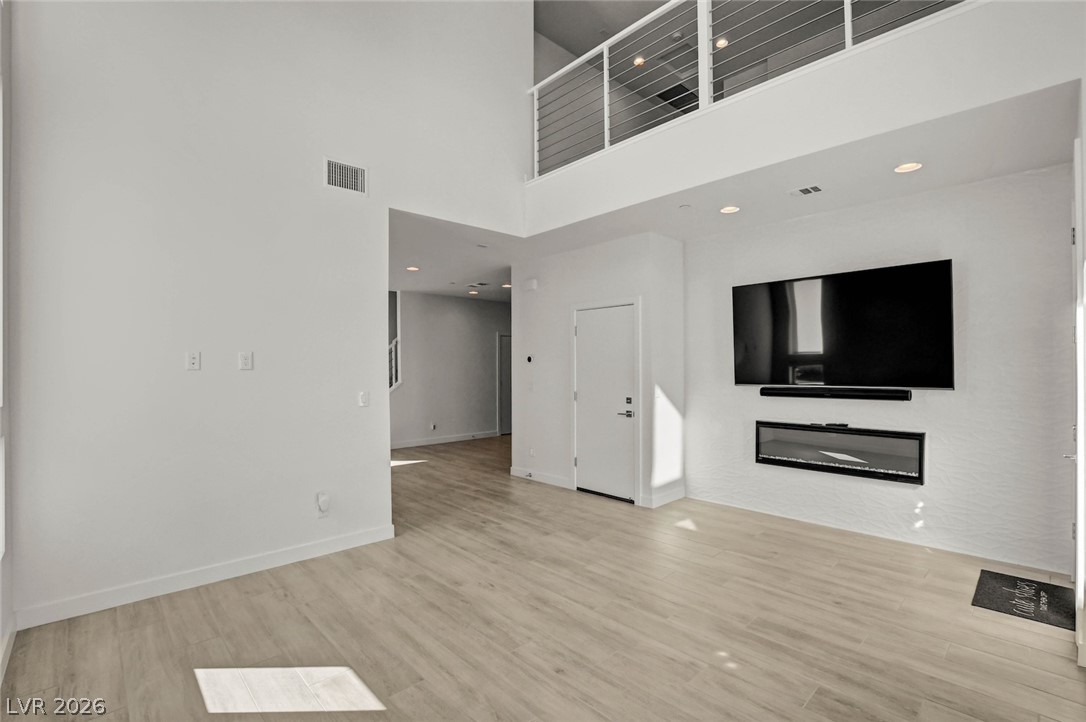 643 Angel Aura Street