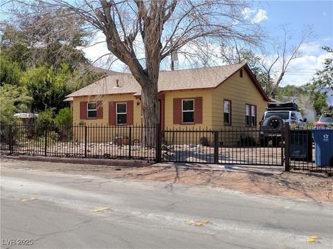 Photo of 5 Castalia Street, Blue Diamond, NV 89004 (MLS # 2725677)