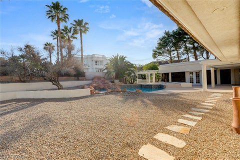 Tiny photo for 13 Dovetail Circle, Henderson, NV 89014 (MLS # 2789298)