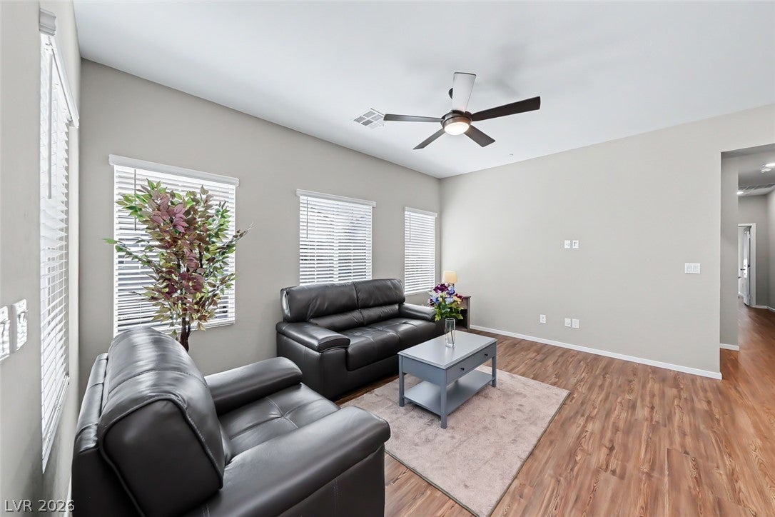 545 Thea Street 1323