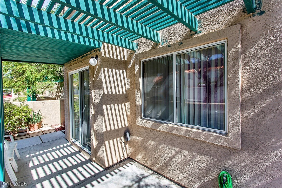 5237 STEINBRENNER Lane