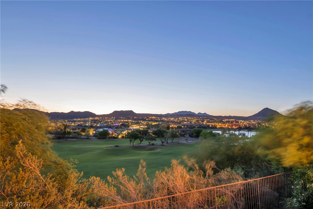 7 Costa Del Sol Court