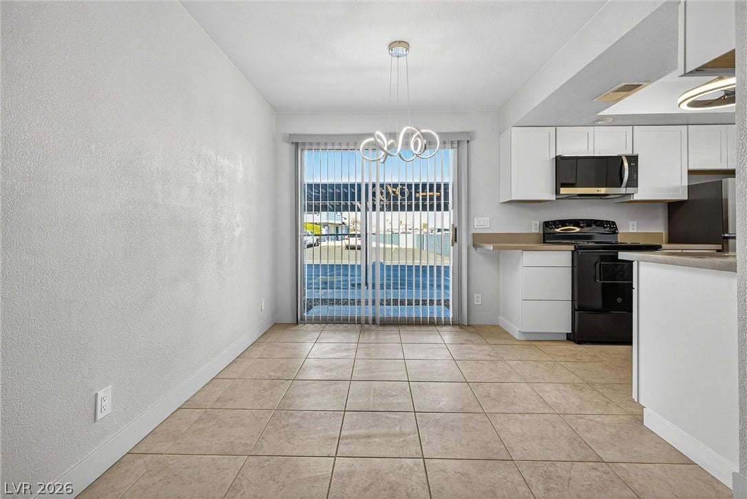 5330 Rod Court 102