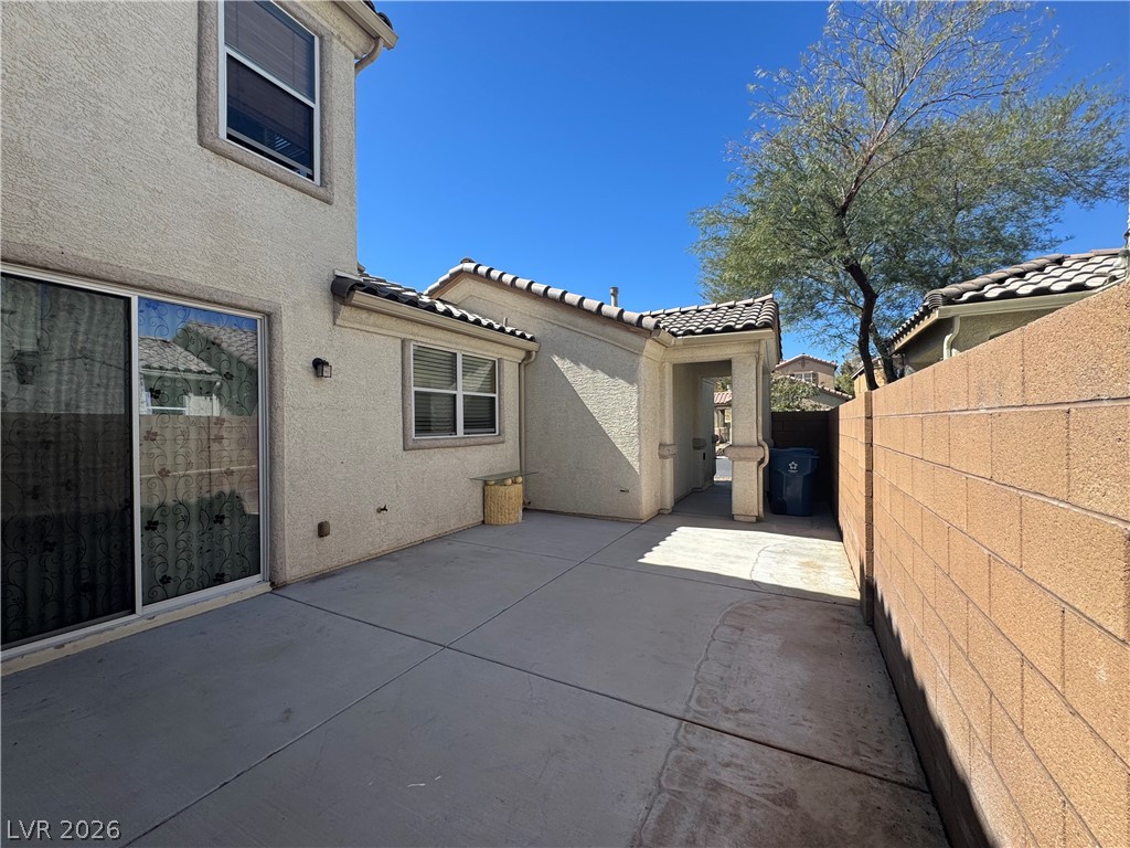 8986 Ellenbrook Street
