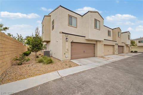 Townhouse For Sale - 1880 Arcadian King Sun Street<br/> Las Vegas, NV 89106