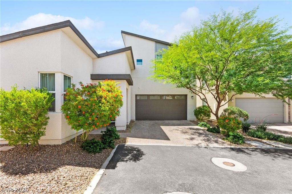 Photo of 809 Langham Court, Henderson, NV 89052 (MLS # 2774821)