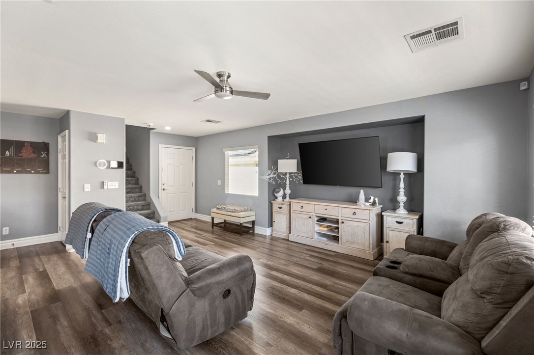 Las Vegas, Nevada 89148, United States, 3 Bedrooms Bedrooms, ,3 BathroomsBathrooms,Residential,Active,97466