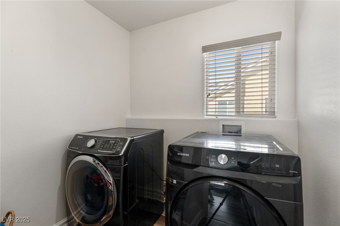 Las Vegas, Nevada 89148, United States, 3 Bedrooms Bedrooms, ,3 BathroomsBathrooms,Residential,Active,97466