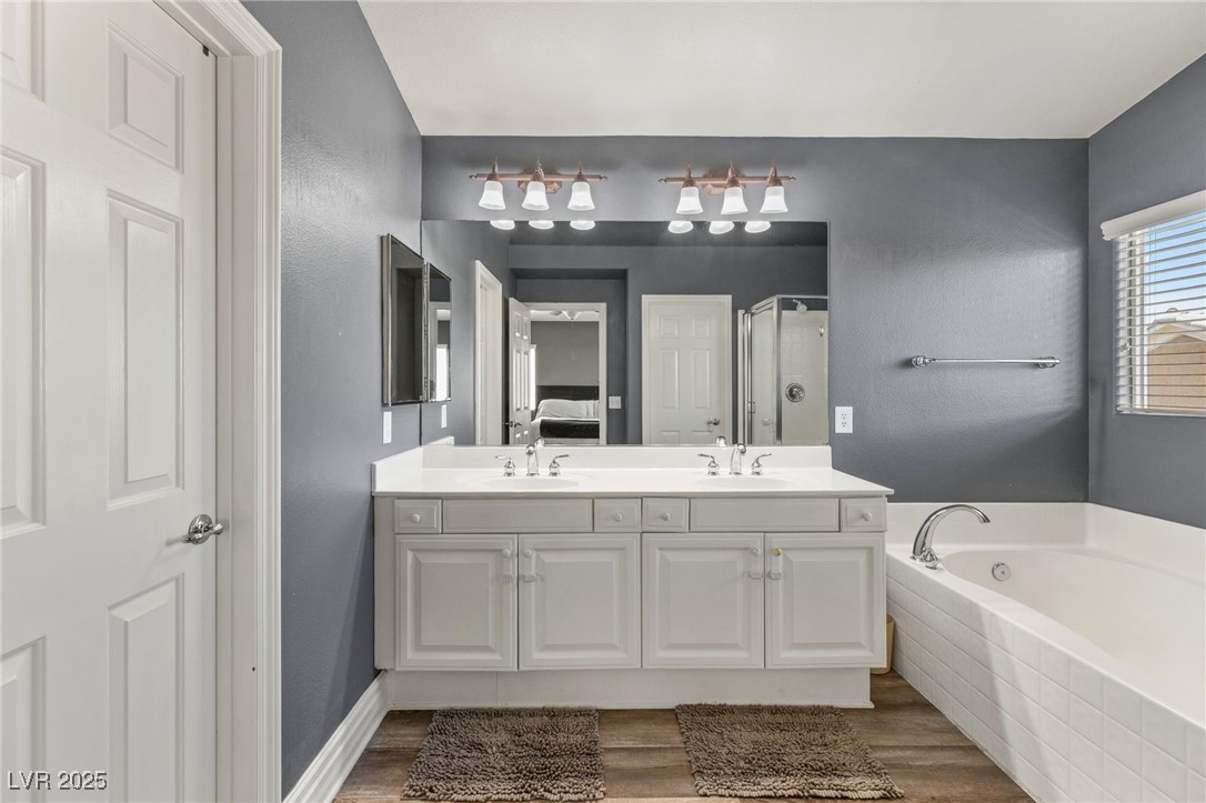 Las Vegas, Nevada 89148, United States, 3 Bedrooms Bedrooms, ,3 BathroomsBathrooms,Residential,Active,97466