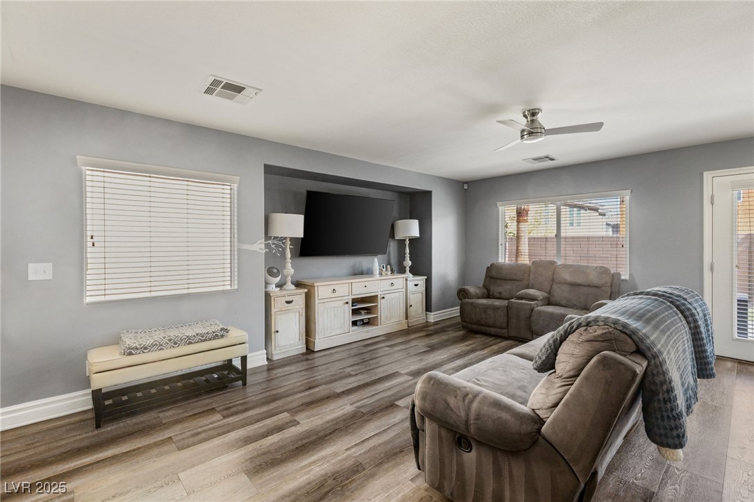 Las Vegas, Nevada 89148, United States, 3 Bedrooms Bedrooms, ,3 BathroomsBathrooms,Residential,Active,97466