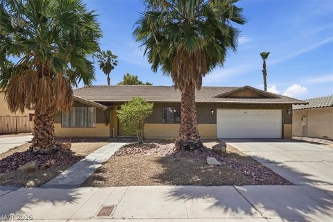 Photo of 3221 E Rochelle Avenue, Las Vegas, NV 89121 (MLS # 2778895)