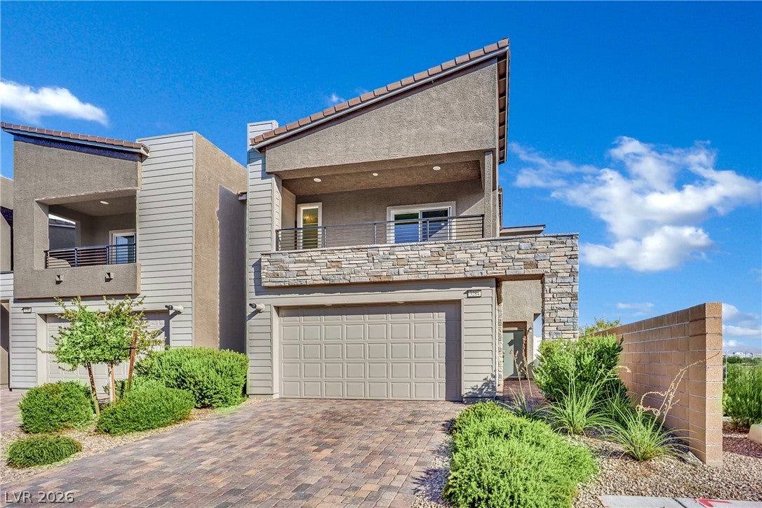 3284 Viola Hills Avenue