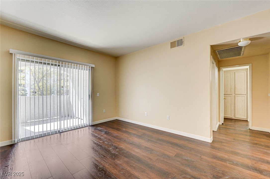 2615 W Gary Avenue 2054
