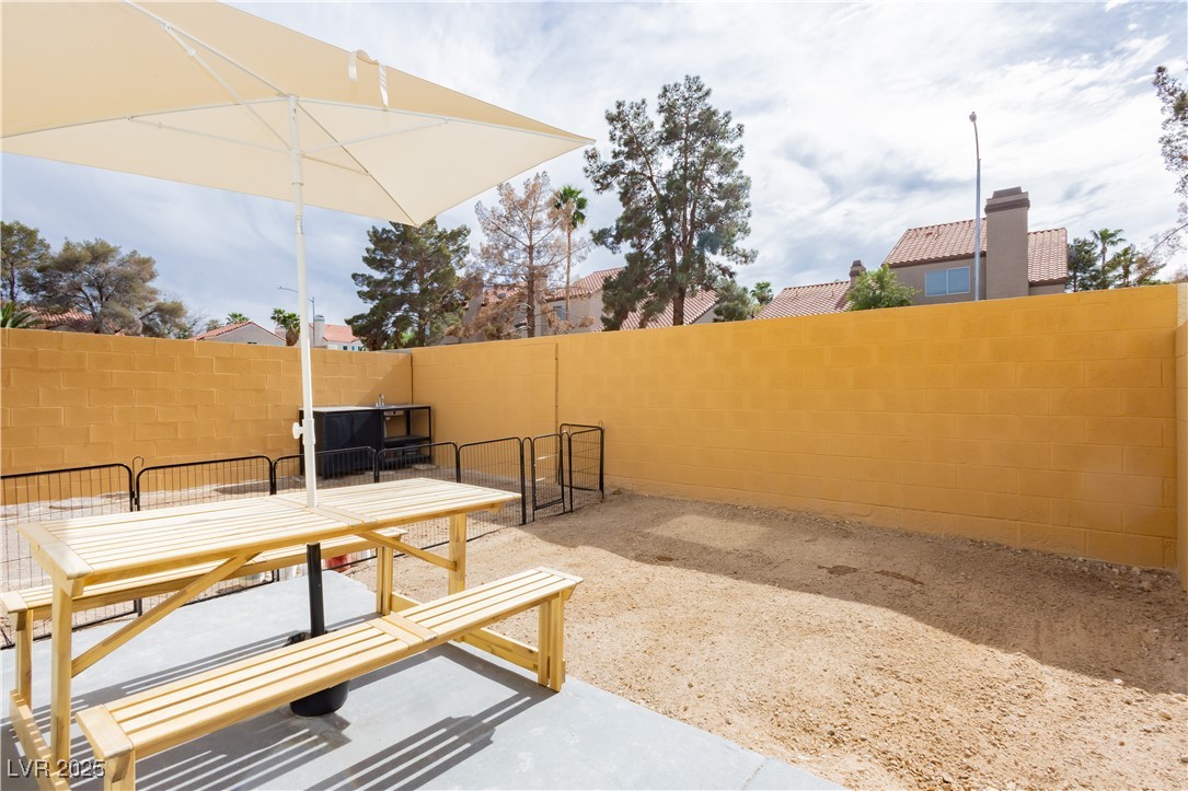 505 Meadbury Drive, Henderson, Nevada image 28