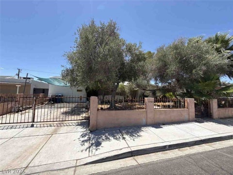 Homes For Sale - 1722 Lewis Avenue<br/> Las Vegas, NV 89101
