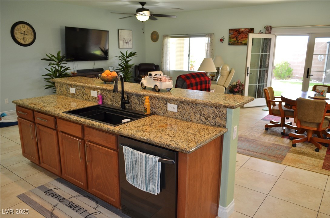 4770 Lorenzo Way, Pahrump, Nevada image 4