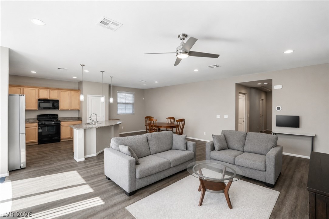 7730 Peace Lily Court