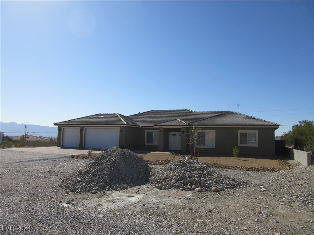 2070 S Zuni Avenue, Pahrump, Nevada image 1