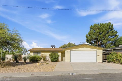 Homes For Sale - 1214 Arapaho Way<br/> Boulder City, NV 89005
