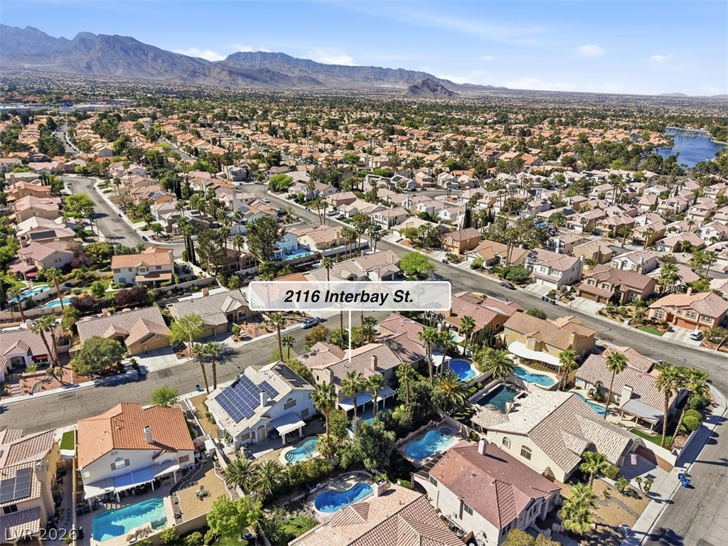 2116 Interbay Street