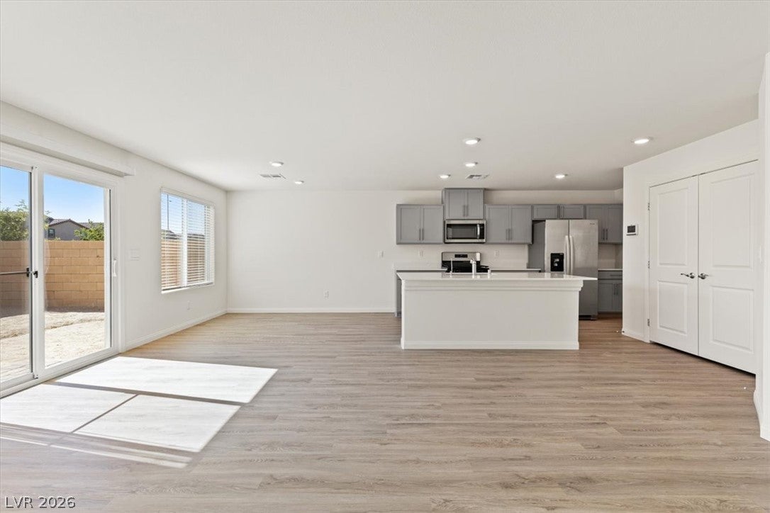 5702 Sunset Sedona Street