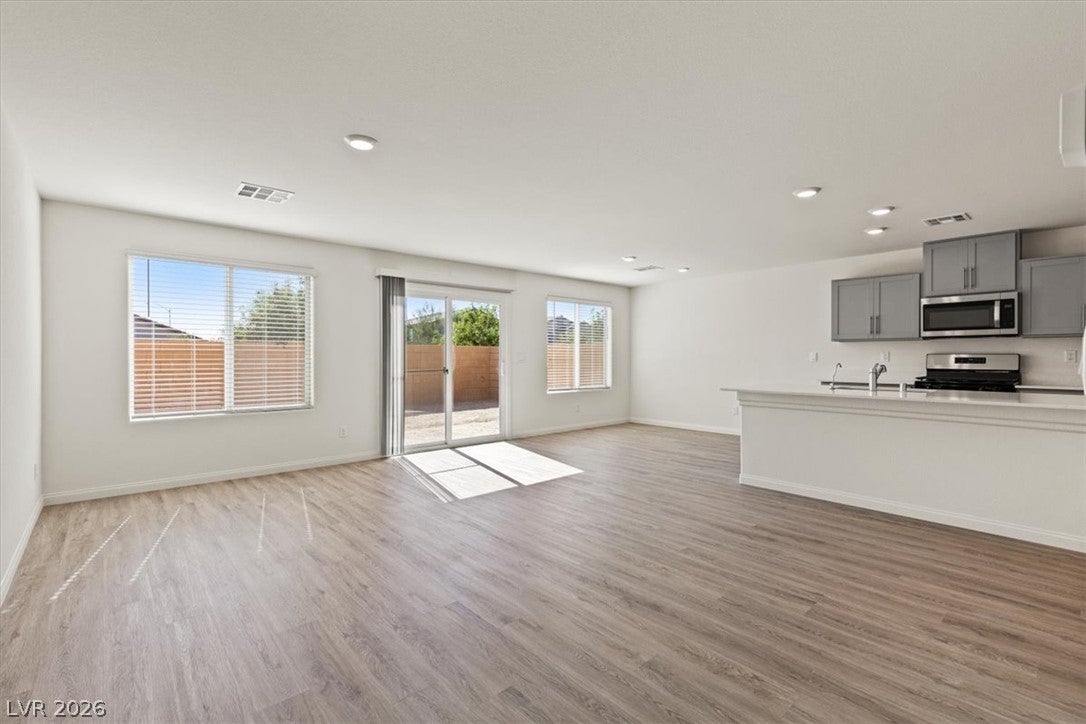 5702 Sunset Sedona Street