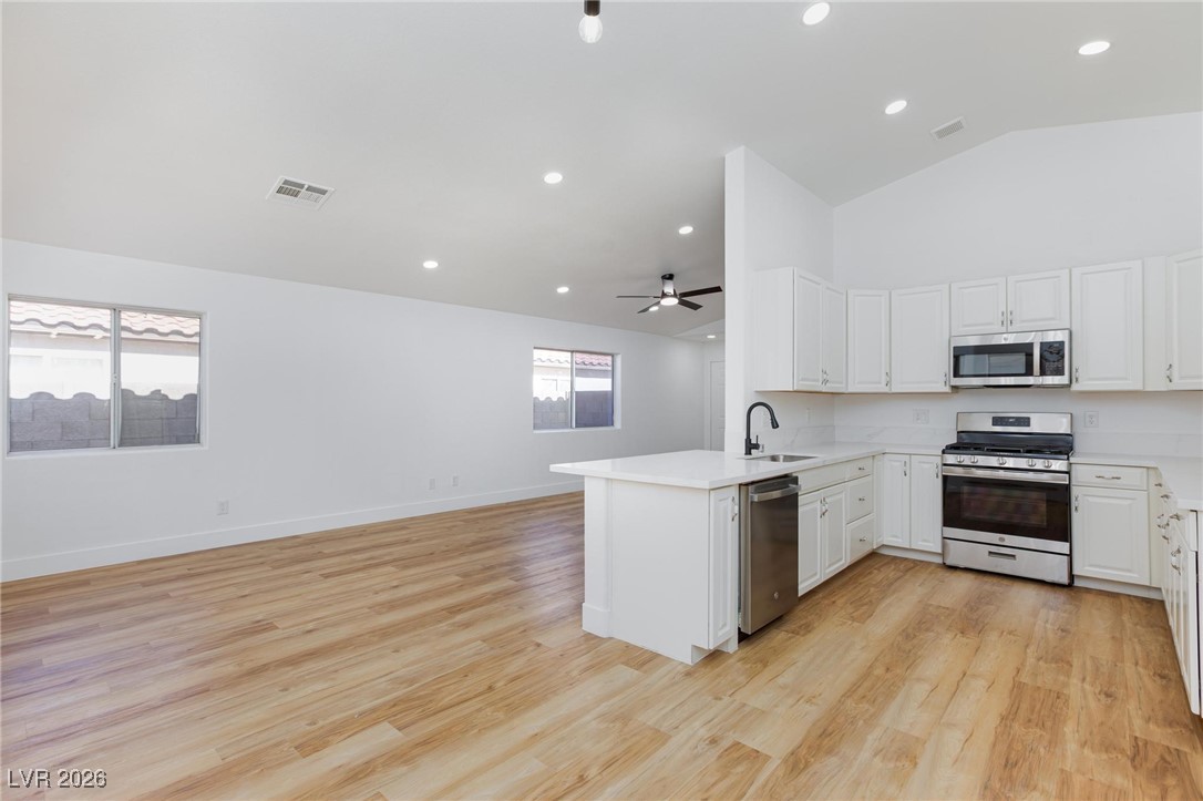 631 Fox Haven Street