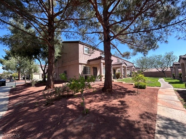 2501 Sierra Luna Avenue 102